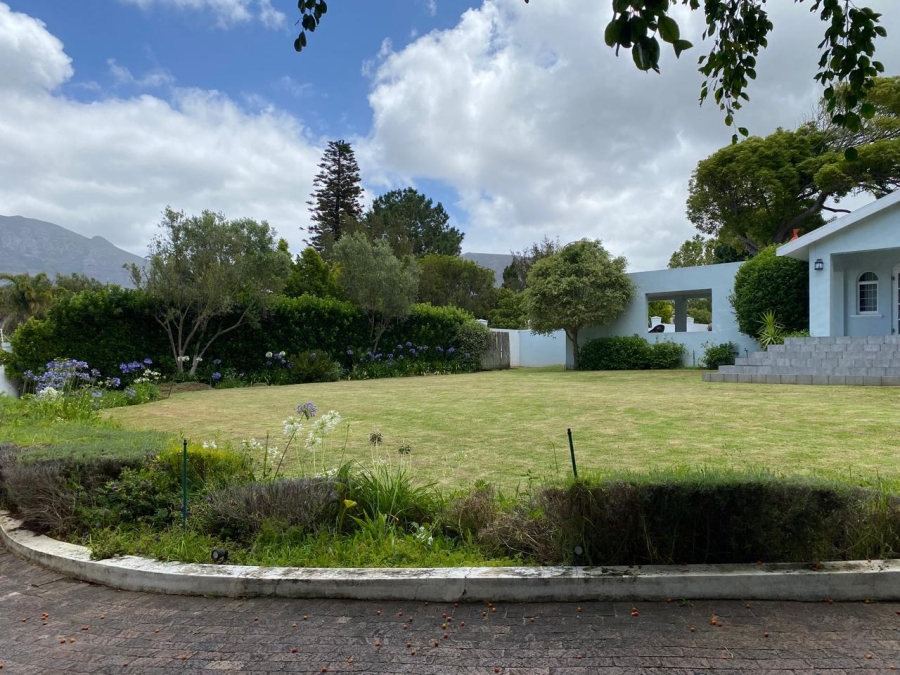 To Let 5 Bedroom Property for Rent in Constantia Western Cape